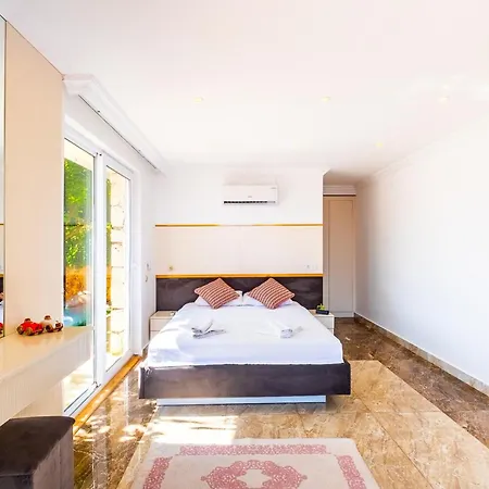 Lux With Inf Pool Jacuzzi - Wac * Καλκάν